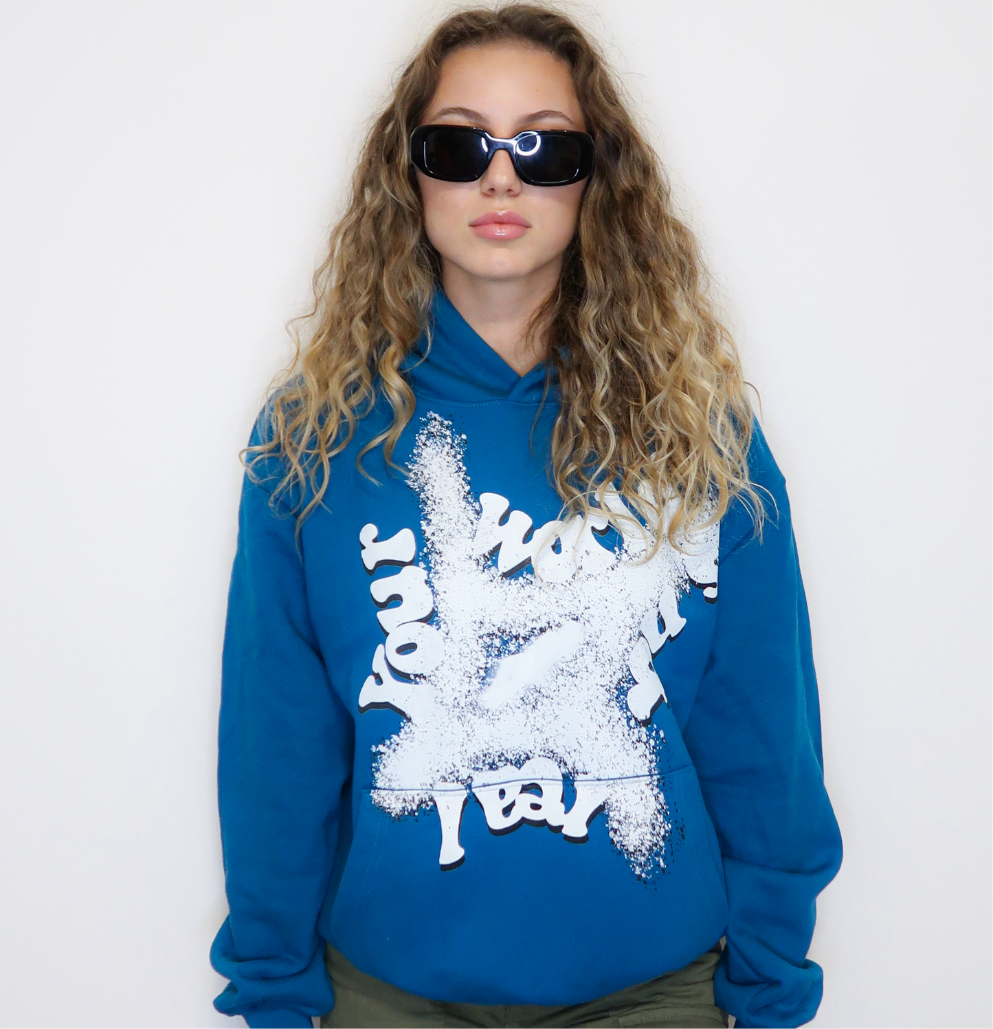 国内で当店のみ PCCVISION - 3MANON Totem Hoodie Sprayed Totem Hoodie – Manier Brand s.r.o.